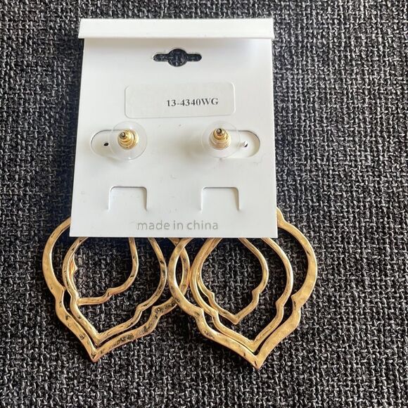 WORN Look goldtone EARRINGS Vintage Style - Picture 2 of 3